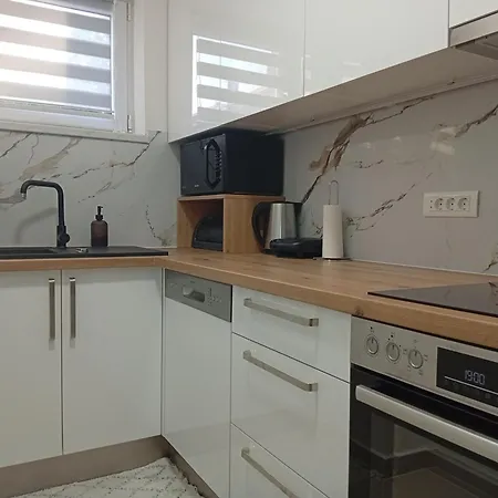 Apartament Vitez Apartman *