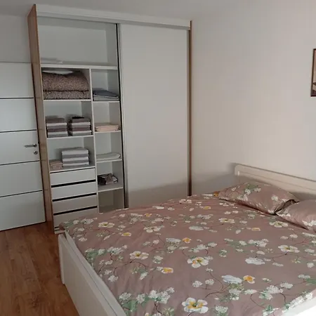 Apartament Vitez Apartman *
