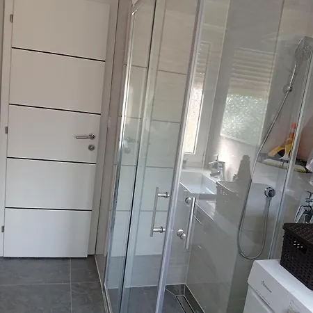 公寓 Vitez Apartman